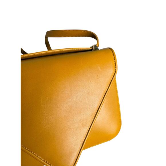 Bottega Veneta Mount Envelope Calfskin Bag in Cob - Picture 5 of 16